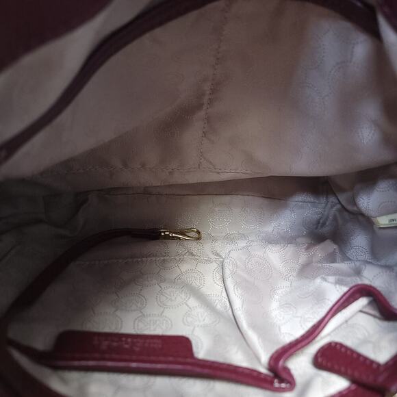 Michael Kors Purse Jet Set Tote Bag Burgundy with Gold Chain - Picture 8 of 11